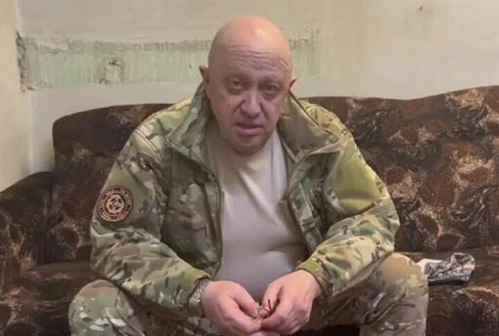 “Ми не хочемо, щоб країна жила далі у корупції, обмані та бюрократії”: Пригожин відреагував на заяви Путіна про “зраду батьківщини”