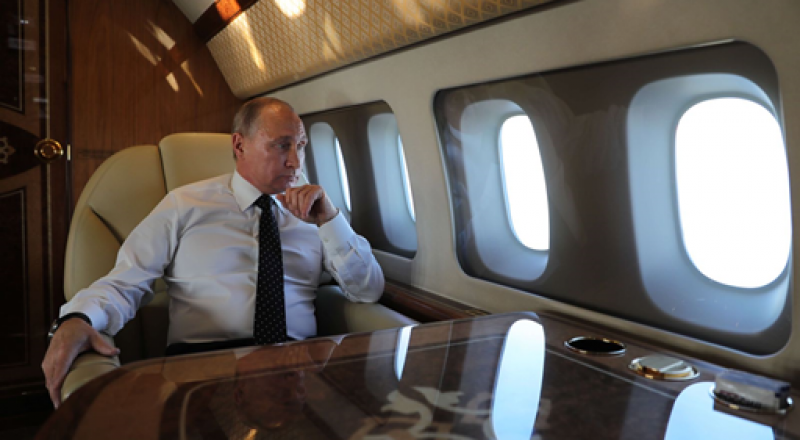 Що відбувається?… Літак Путіна зник із радарів