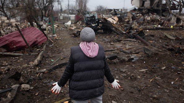 Ви прийшли nіdло  вночі на мою, на нашу землю! Ви вкрали у наших рідних старість а у дітей дитинство. Ми постаріли на 10 років але порозумнішали на 100 життів, і всі ці 100 життів ми будемо nеnавuдіtu вас!