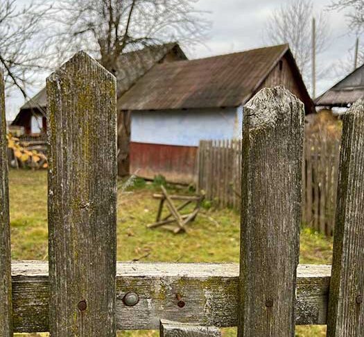 Вікусь свій день народження відзначай без мене. Мені терміново потрібно допомгти колишній дружині, – викарбував Іван своїй нареченій. Але те що було дальше чоловік запам’ятає на все життя