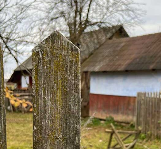 Я завжди здогадувався, що не дуже любиш мою рідню. Добре, якщо вона тобі такий тягар, я сам їх прийматиму. А ти можеш собі готель зняти на цей час, – випалив мені чоловік, коли я відмовилася обслуговувати його рідню. І тут він відчув всю насолоду гостювання своїх рідних