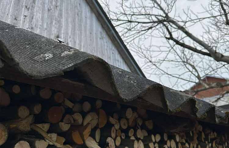 Ти ба як знахабніли! Дві квартири вони захотіли… Виставляйте на продаж квартиру. А гроші з продажу віддасте мені — Викарбувала свекруха Ані, у якої очі на лоба полізли від такої заяви